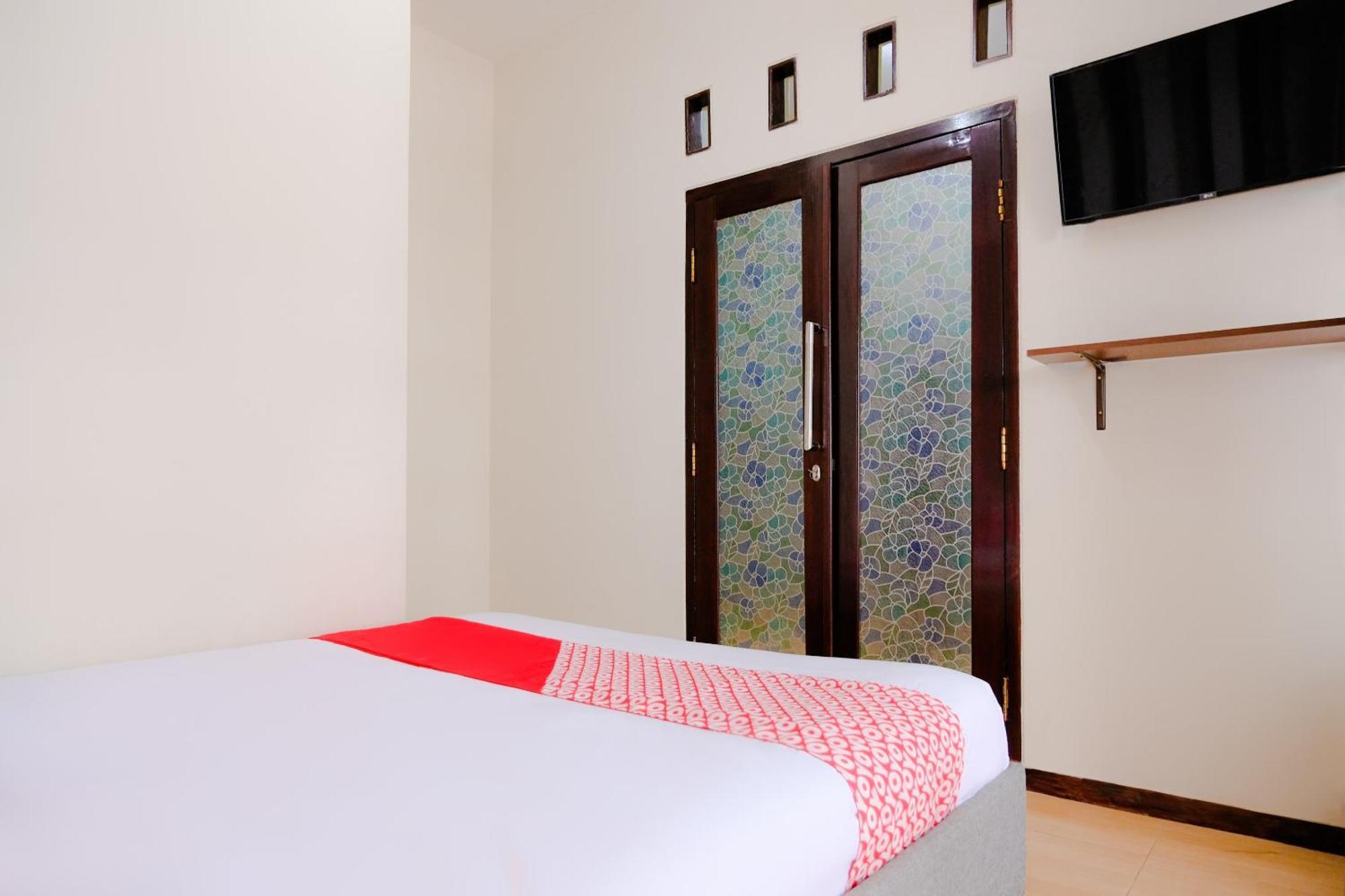 Oyo 2376 Tiara Family Residence Batu  Luaran gambar
